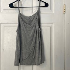 GAP nursing top